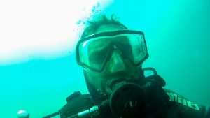 Ich unter wasser